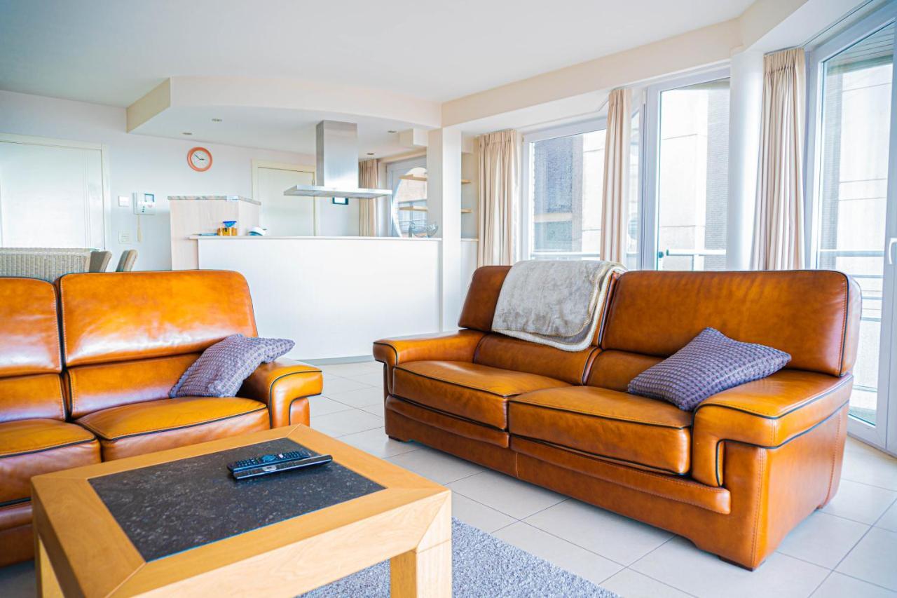 Zeedijk 68 Apartment Blankenberge Bagian luar foto